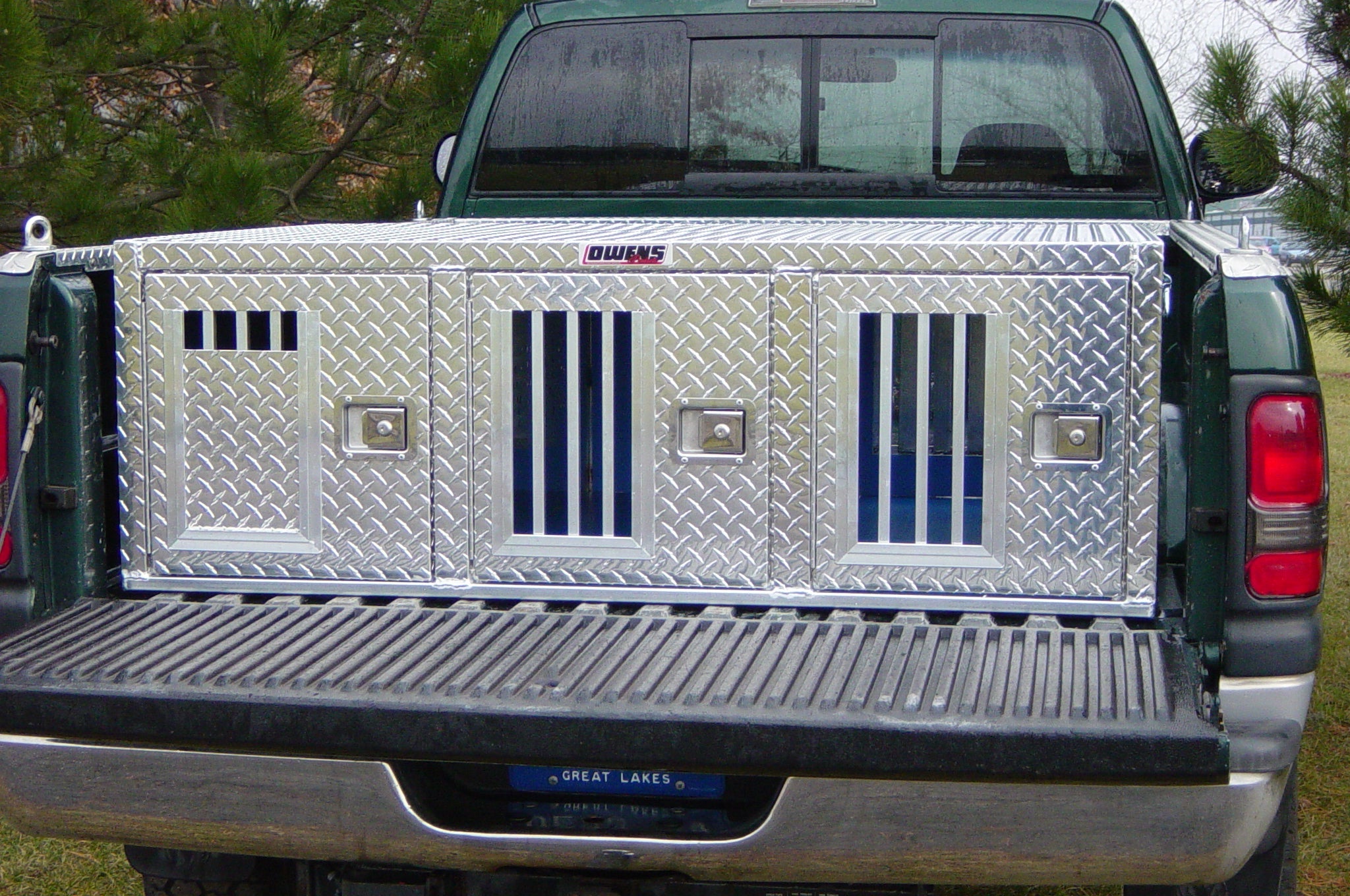 Triple Compartment