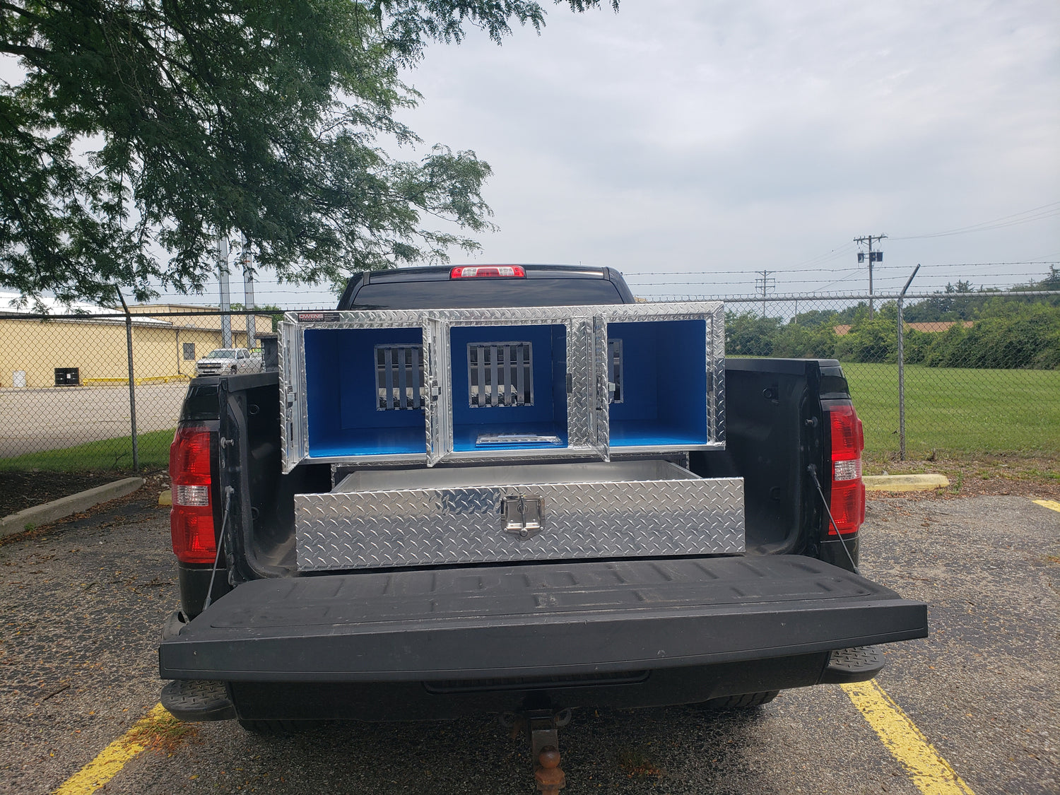 Dog Box 55111 Triple Compartment Bottom Storage Dog Box / 58 W X 40 D X 29 H / Diamond Tread Aluminum / Owens Products
