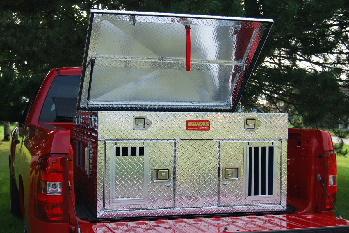 Dog Box 55006 Hunter Series Double Compartment with Top Storage / 48 W x 45 D x 26 H / Standard Vents / Diamond Tread Aluminum / Owens Products
