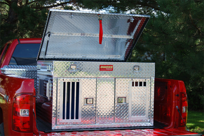 Dog Box 55078 Hunter Series Double Compartment with Top Storage / 38 W x 36 D x 26 H / Shallow / Standard Vents / Diamond Tread Aluminum / Owens Products