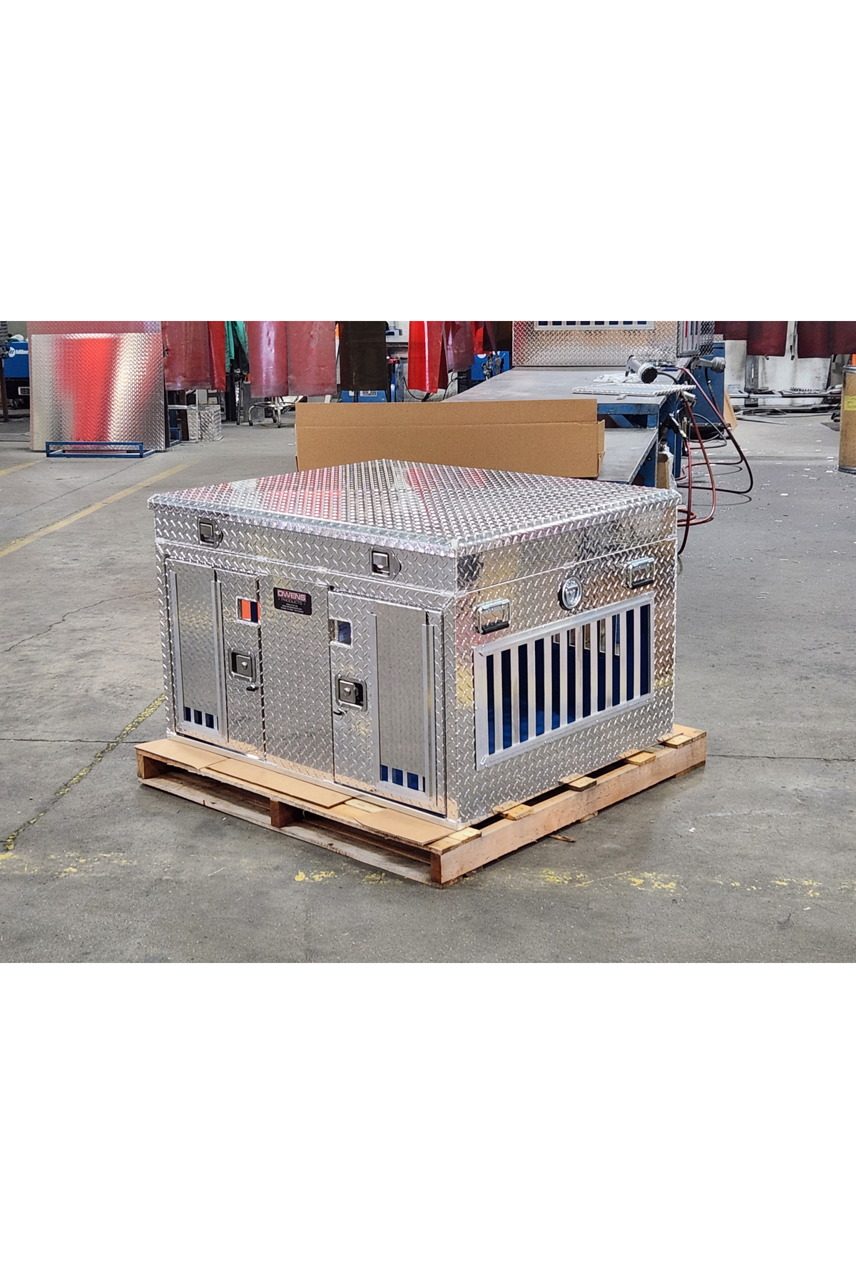 Dog Box 55109 Double Compartment Top Storage Dog Box / 48 W X 40 D X 25 H / All Season Vents / Diamond Tread Aluminum / Owens Products - K9 Dog Boxes