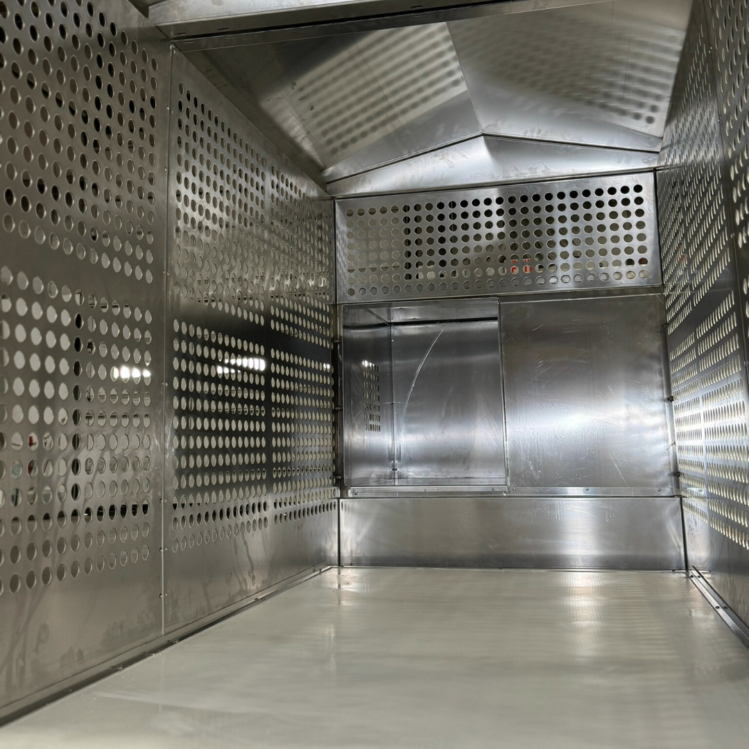 Dog Box 55600 Professional K9 Series Kennel / 46.5 W x 133 D x 63.5 H / Hole Ventilation / Mill Finish Aluminum / Owens Products