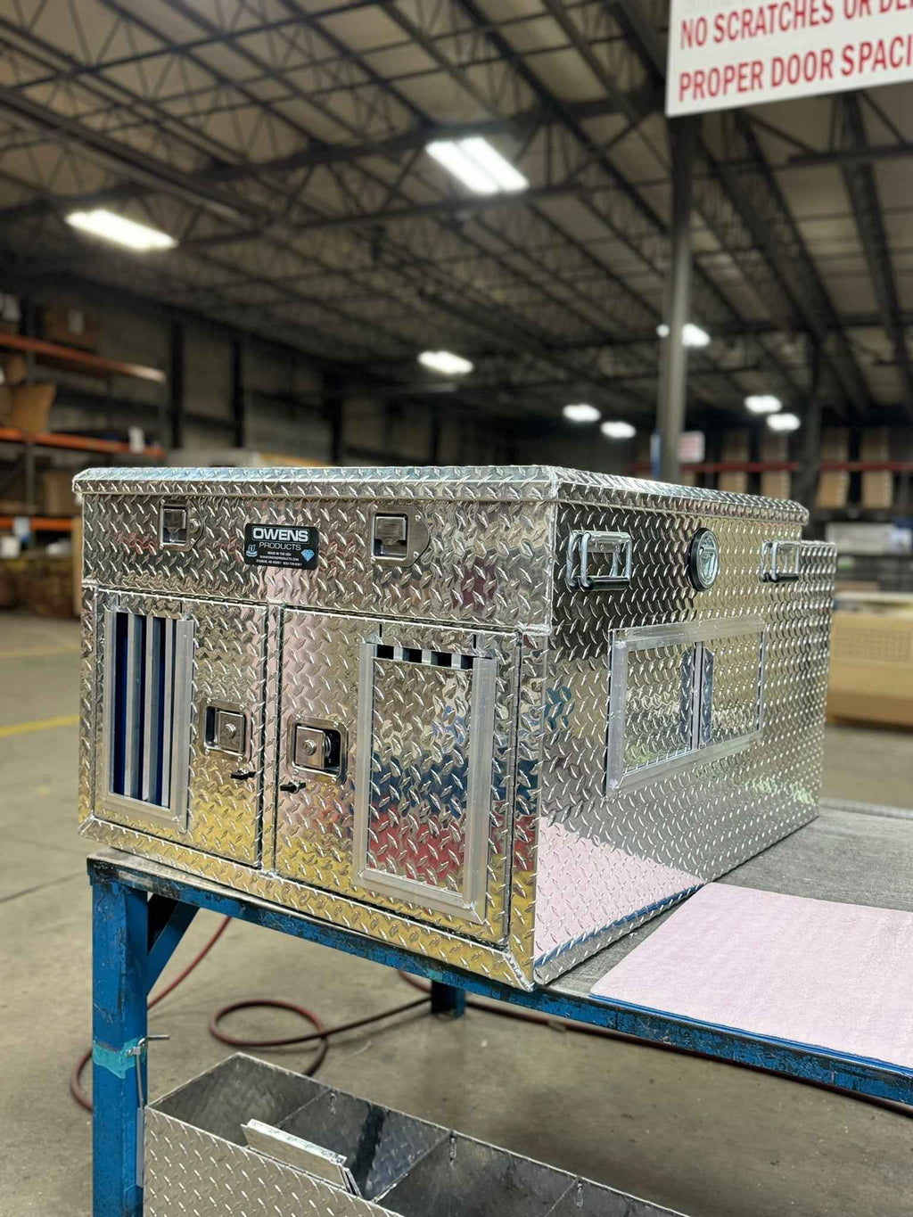 Dog Box 55005 Hunter Series Double Compartment with Top Storage / 38 W x 45 D x 26 H / Standard Vents / Diamond Tread Aluminum / Owens Products