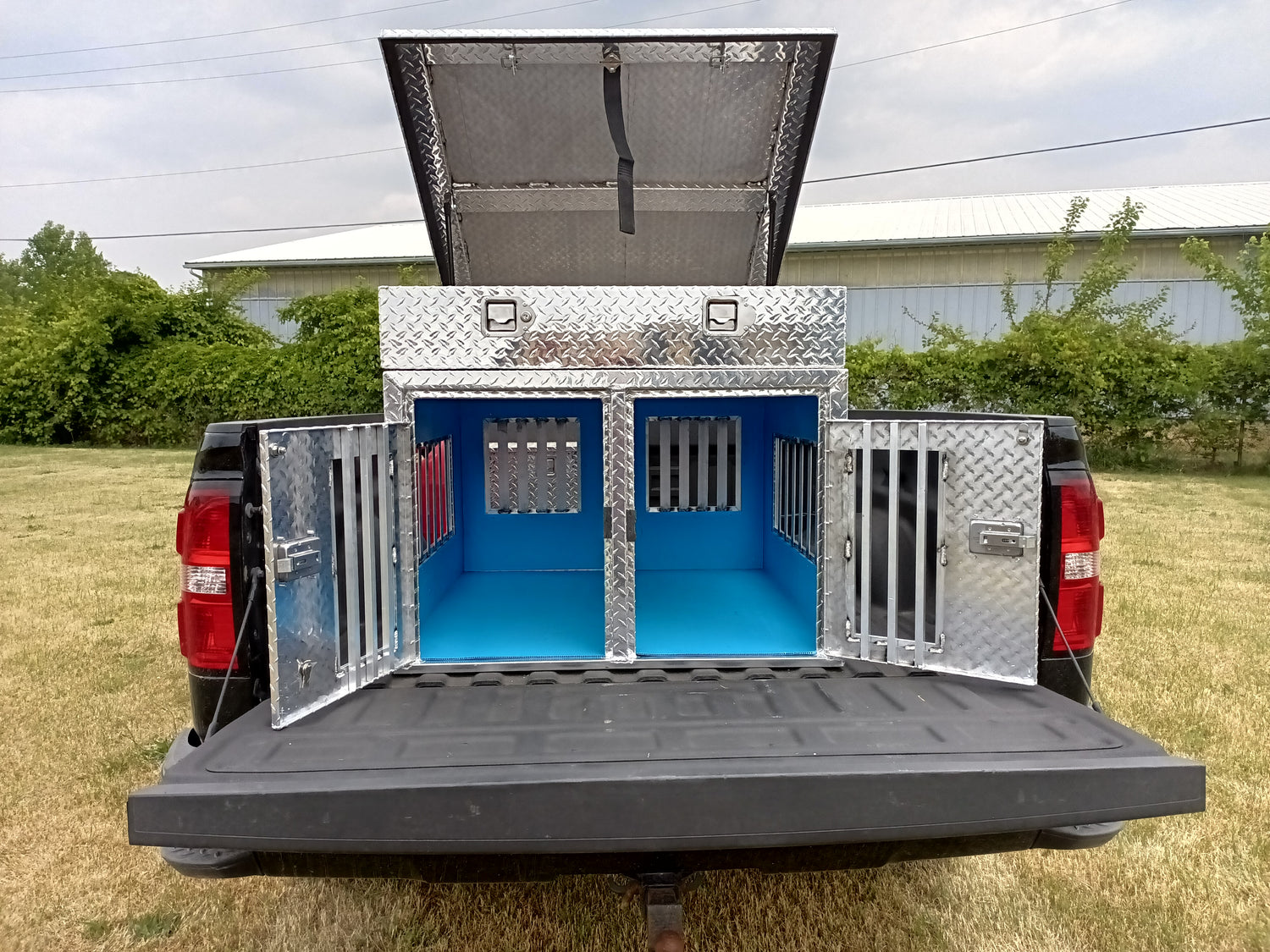 Dog Box 55107 Double Compartment Top Storage Animal Control Dog Box / 38 W X 40 D X 25 H / All Season Vents / Diamond Tread Aluminum / Owens Products