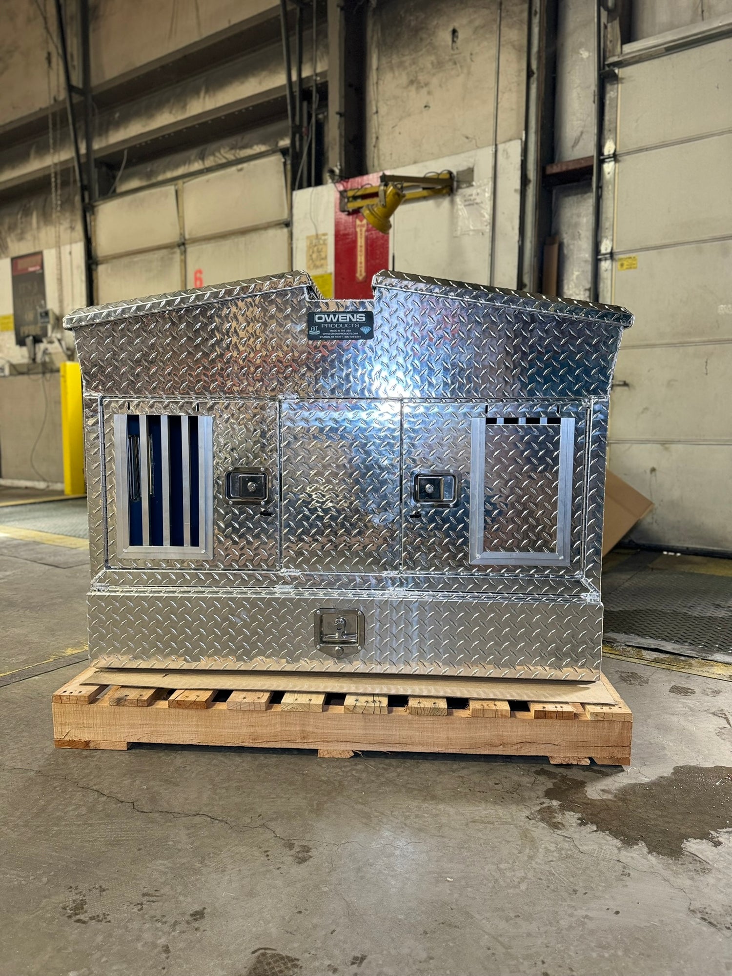 Dog Box 55105 Double Compartment Top And Bottom Storage UTV Dog Box / 46.5 W X 34 D X 38 H / All Season Vents / Diamond Tread Aluminum / Owens Products