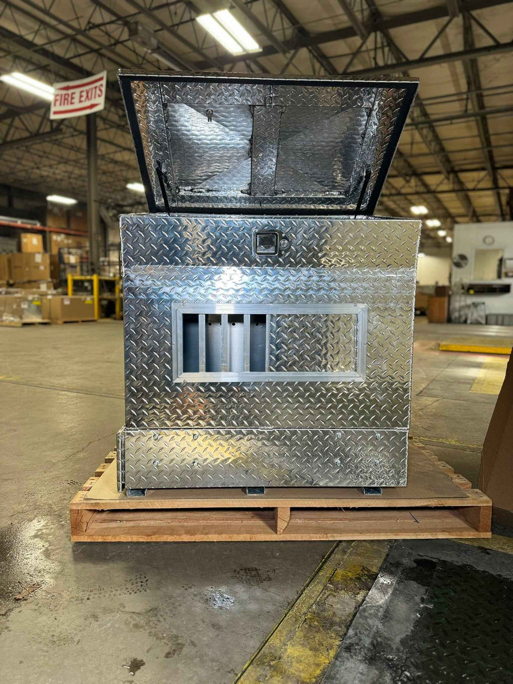 Dog Box 55105 Double Compartment Top And Bottom Storage UTV Dog Box / 46.5 W X 34 D X 38 H / All Season Vents / Diamond Tread Aluminum / Owens Products