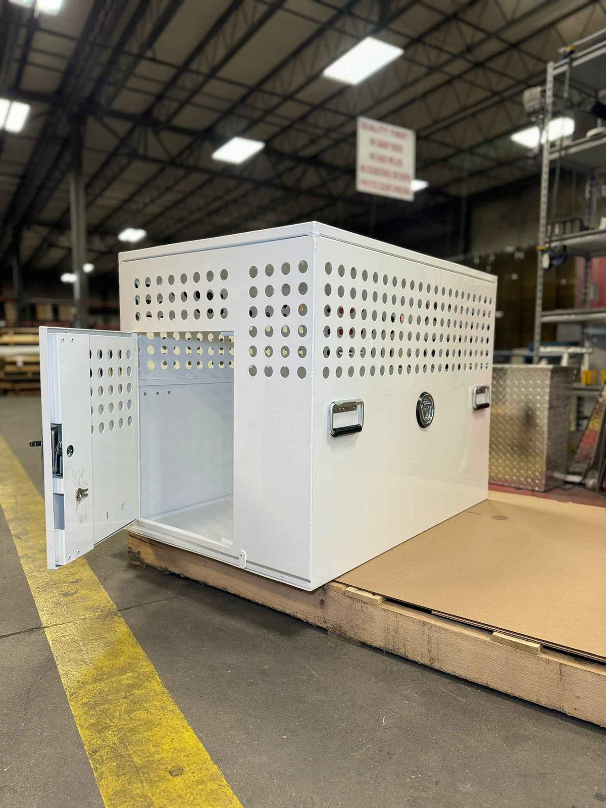 Dog Crate 55324W Professional K9 Series XL Tactical Single Compartment / Side Door / 41.25 W x 26 D x 30 H / Holes for Ventilation / White / Mill Finish Aluminum / Owens Products