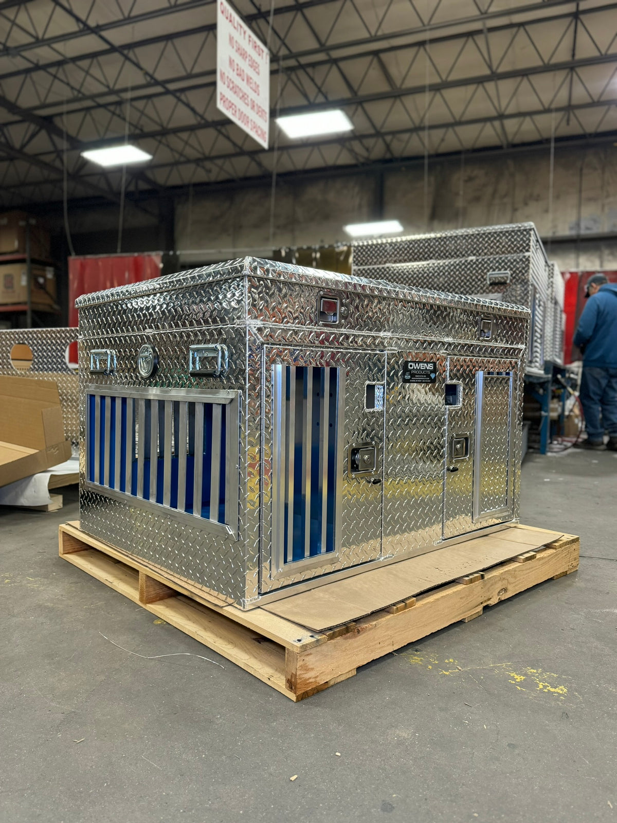 Dog Box 55119 Hunter Series Double Compartment / Top Storage / 48 W X 36 D X 31 H / Animal Control / Diamond Tread Aluminum / Owens Products