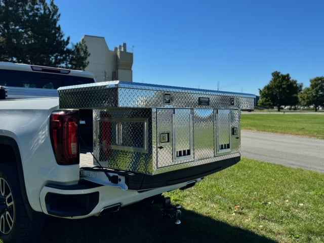 Dog Box 55072 Hunter Series Double Compartment with Top Storage / 71 W x 27 D x 25 H / Crossover / Standard Vents / Diamond Tread Aluminum / Owens Products