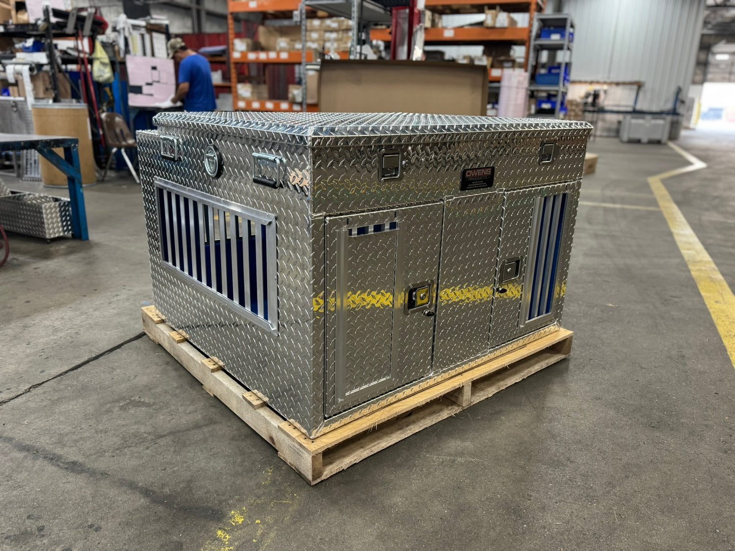 Dog Box 55044 Hunter Series Double Compartment with Top Storage / 48 W x 45 D x 32 H / Tall / All Seasons Vents / Diamond Tread Aluminum / Owens Products