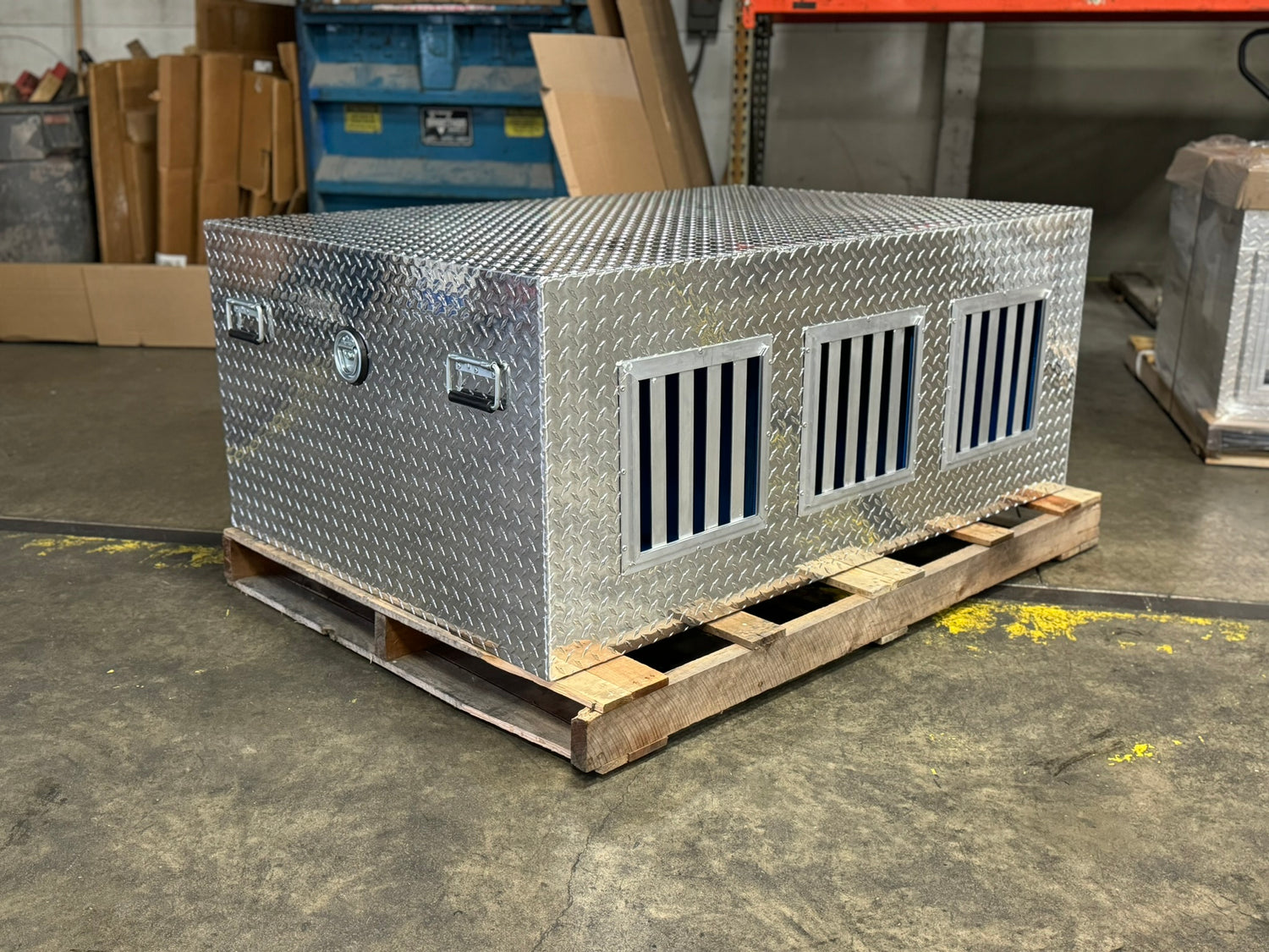 Dog Box 55114R Hunter Series Tall Trailer Triple Compartment / 58 W X 40 D X 24 H / Right Swing Doors / Tall / Diamond Tread Aluminum / Owens Products